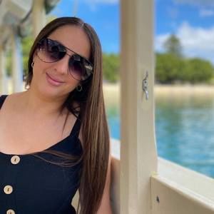 Meet your Posher, Kristen